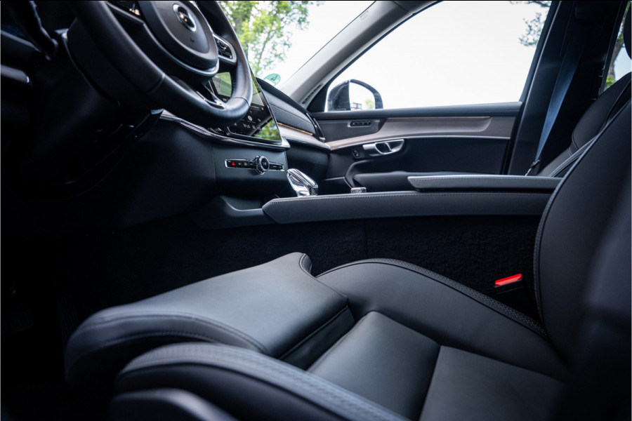 Volvo XC90 2.0 T8 Plug-in hybrid AWD PLUS DARK ** Panodak ** Harman/Kardon ** HUD