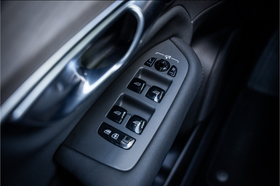 Volvo XC90 2.0 T8 Plug-in hybrid AWD PLUS DARK ** Panodak ** Harman/Kardon ** HUD