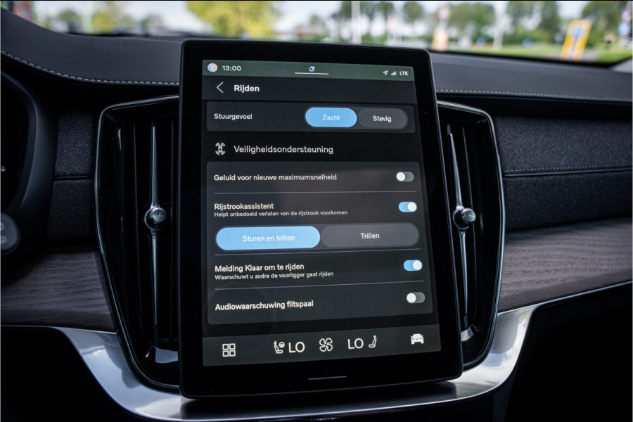 Volvo XC90 2.0 T8 Plug-in hybrid AWD PLUS DARK ** Panodak ** Harman/Kardon ** HUD