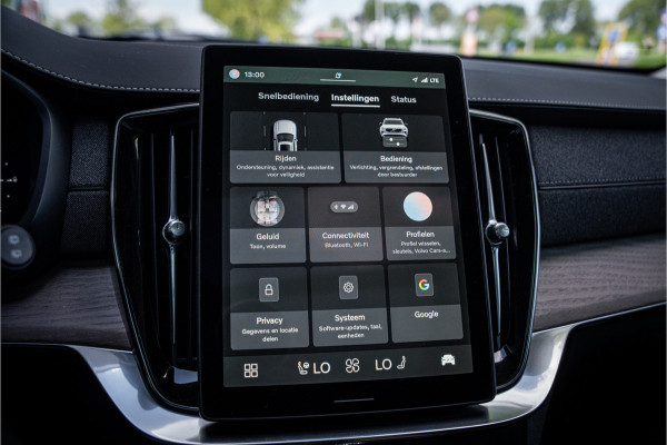 Volvo XC90 2.0 T8 Plug-in hybrid AWD PLUS DARK ** Panodak ** Harman/Kardon ** HUD