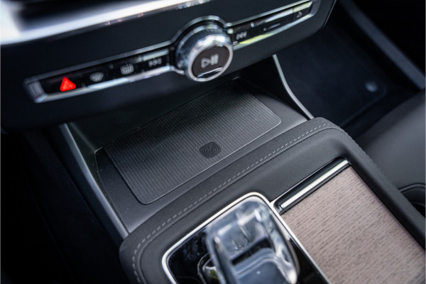 Volvo XC90 2.0 T8 Plug-in hybrid AWD PLUS DARK ** Panodak ** Harman/Kardon ** HUD