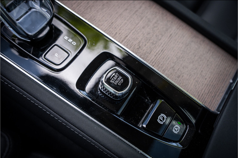 Volvo XC90 2.0 T8 Plug-in hybrid AWD PLUS DARK ** Panodak ** Harman/Kardon ** HUD