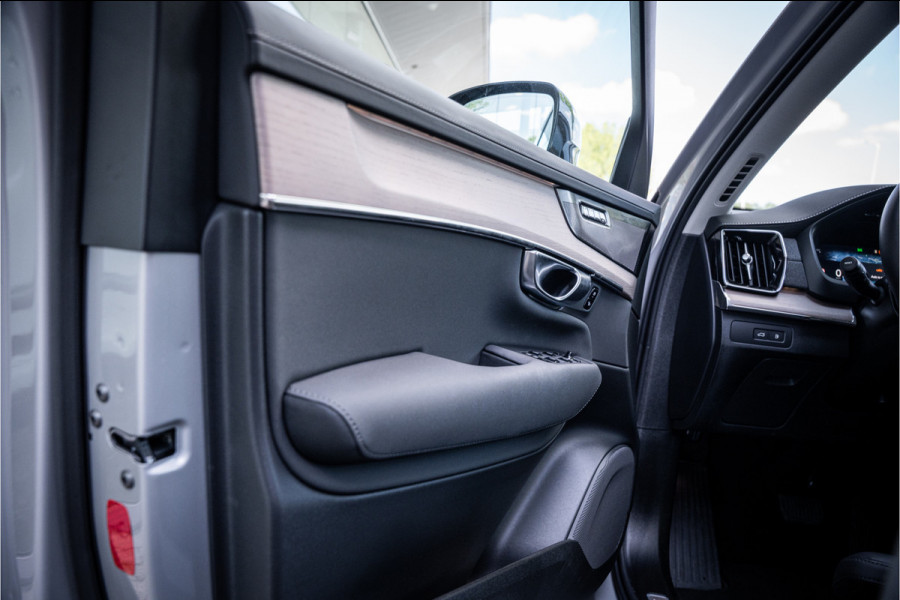 Volvo XC90 2.0 T8 Plug-in hybrid AWD PLUS DARK ** Panodak ** Harman/Kardon ** HUD