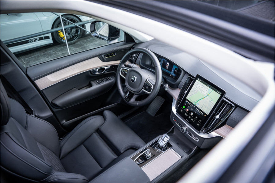 Volvo XC90 2.0 T8 Plug-in hybrid AWD PLUS DARK ** Panodak ** Harman/Kardon ** HUD