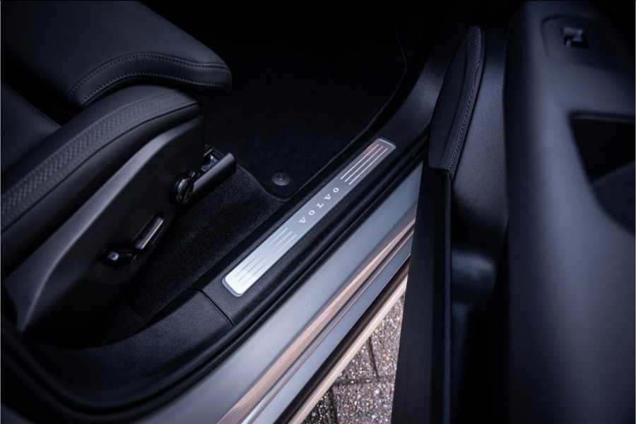 Volvo XC90 2.0 T8 Plug-in hybrid AWD PLUS DARK ** Panodak ** Harman/Kardon ** HUD