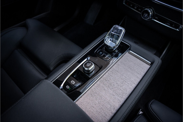 Volvo XC90 2.0 T8 Plug-in hybrid AWD PLUS DARK ** Panodak ** Harman/Kardon ** HUD