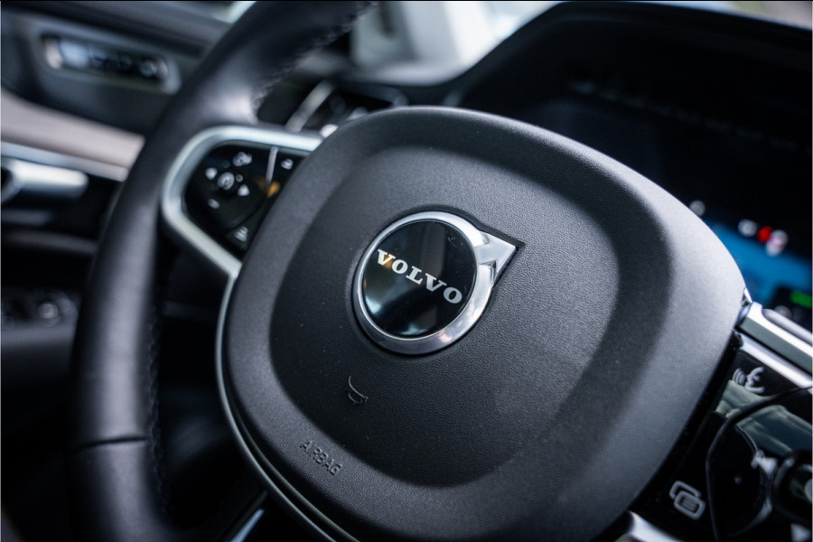 Volvo XC90 2.0 T8 Plug-in hybrid AWD PLUS DARK ** Panodak ** Harman/Kardon ** HUD
