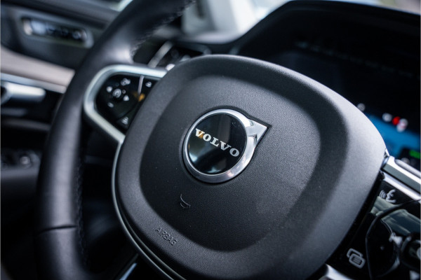 Volvo XC90 2.0 T8 Plug-in hybrid AWD PLUS DARK ** Panodak ** Harman/Kardon ** HUD