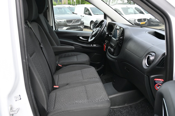 Mercedes-Benz eVito 112 L3 XL 66 kWh Distronic, Navigatie met Camera