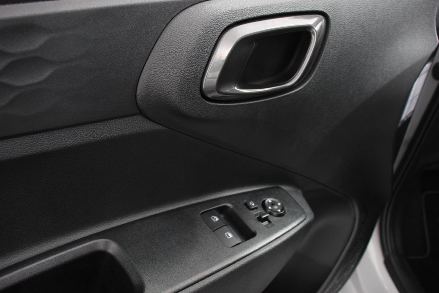Hyundai i10 1.0 Comfort Automaat 5-zits Navigatie Apple Carplay/Android Auto Cruise Control DAB Airco