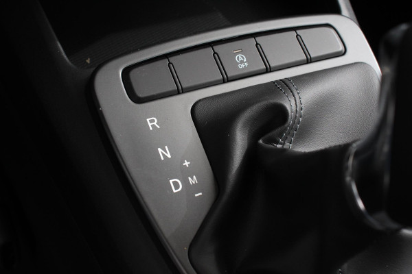 Hyundai i10 1.0 Comfort Automaat 5-zits Navigatie Apple Carplay/Android Auto Cruise Control DAB Airco