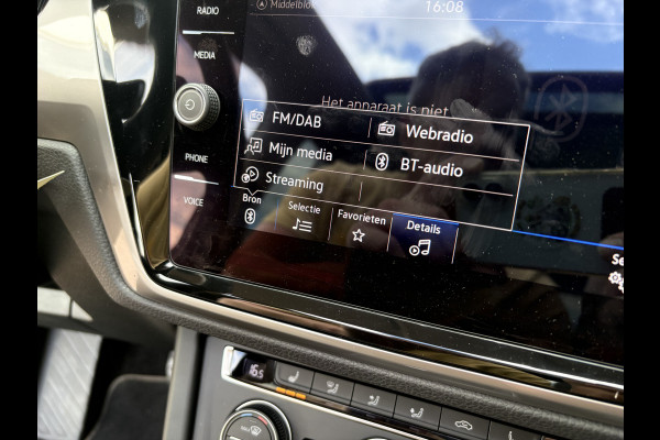 Volkswagen Touran 1.5 TSi 150pk DSG Comfortline Bns 7-persoons SCHUIFDAK/NAVI/CARPLAY/ADAPT.CRUISE/PDC/WINTERPACK