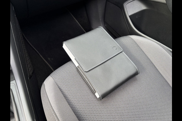 Volkswagen Touran 1.5 TSi 150pk DSG Comfortline Bns 7-persoons SCHUIFDAK/NAVI/CARPLAY/ADAPT.CRUISE/PDC/WINTERPACK