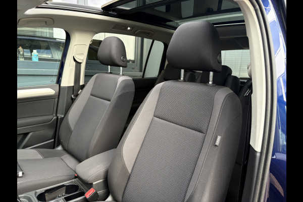 Volkswagen Touran 1.5 TSi 150pk DSG Comfortline Bns 7-persoons SCHUIFDAK/NAVI/CARPLAY/ADAPT.CRUISE/PDC/WINTERPACK