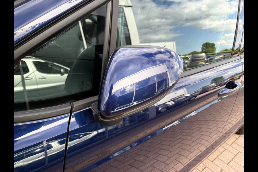 Volkswagen Touran 1.5 TSi 150pk DSG Comfortline Bns 7-persoons SCHUIFDAK/NAVI/CARPLAY/ADAPT.CRUISE/PDC/WINTERPACK