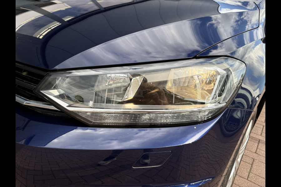 Volkswagen Touran 1.5 TSi 150pk DSG Comfortline Bns 7-persoons SCHUIFDAK/NAVI/CARPLAY/ADAPT.CRUISE/PDC/WINTERPACK