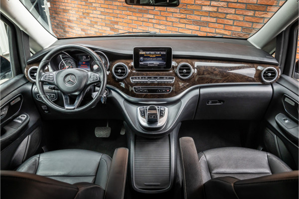 Mercedes-Benz V-Klasse 220d Extra Lang DC | Elek schuifdeuren | Navigatie | Stoelverwarming | Lederen bekleding | PDC | Trekhaak | Cruise control | Nieuwe remmen rondom | Nieuwe APK