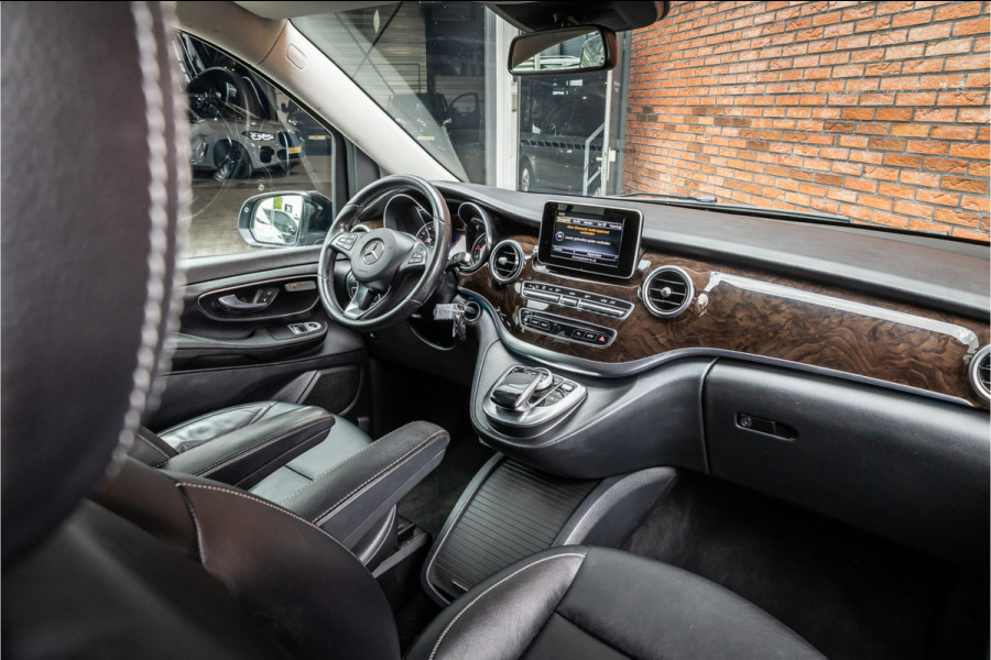 Mercedes-Benz V-Klasse 220d Extra Lang DC | Elek schuifdeuren | Navigatie | Stoelverwarming | Lederen bekleding | PDC | Trekhaak | Cruise control | Nieuwe remmen rondom | Nieuwe APK