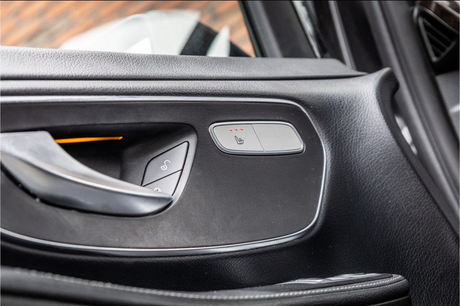 Mercedes-Benz V-Klasse 220d Extra Lang DC | Elek schuifdeuren | Navigatie | Stoelverwarming | Lederen bekleding | PDC | Trekhaak | Cruise control | Nieuwe remmen rondom | Nieuwe APK
