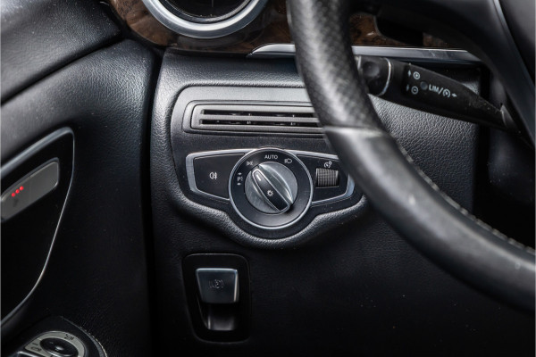Mercedes-Benz V-Klasse 220d Extra Lang DC | Elek schuifdeuren | Navigatie | Stoelverwarming | Lederen bekleding | PDC | Trekhaak | Cruise control | Nieuwe remmen rondom | Nieuwe APK