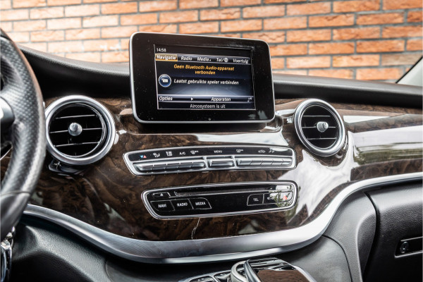 Mercedes-Benz V-Klasse 220d Extra Lang DC | Elek schuifdeuren | Navigatie | Stoelverwarming | Lederen bekleding | PDC | Trekhaak | Cruise control | Nieuwe remmen rondom | Nieuwe APK