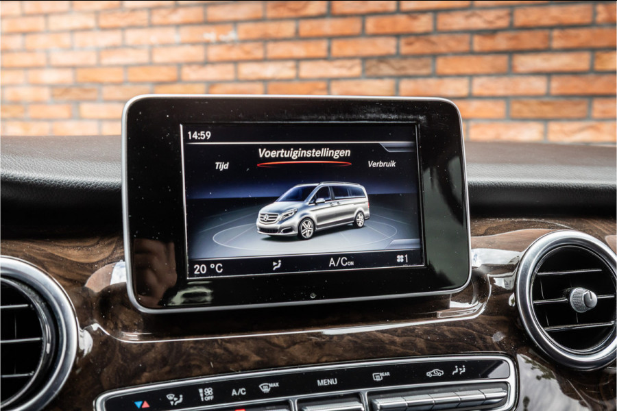 Mercedes-Benz V-Klasse 220d Extra Lang DC | Elek schuifdeuren | Navigatie | Stoelverwarming | Lederen bekleding | PDC | Trekhaak | Cruise control | Nieuwe remmen rondom | Nieuwe APK