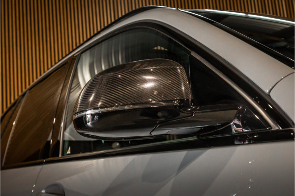 BMW X5 xDrive45e M-Sport | Panorama | Laser | H&K | Trekhaak | Carbon | ACC | Massage | Stoelventilatie | Nardo Grey | Dealer onderhouden