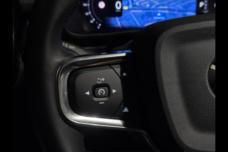 Volvo XC40 2.0 B4 Ultimate Dark | PANO | HARMAN KARDON | DEALER ONDERH.