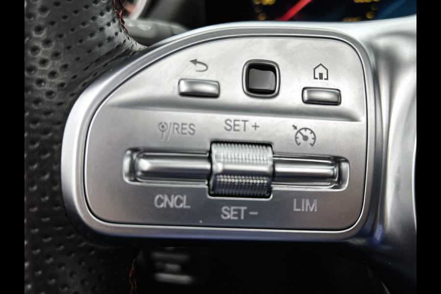 Mercedes-Benz B-Klasse 250 e Premium Plus | AMG-Line Interieur | AMG-Line Exterieur | Achteruitrijcamera | Panorama schuif/kanteldak | Memory Seats | Sfeerver 24 Maanden Mercedes-Benz Certified Garantie