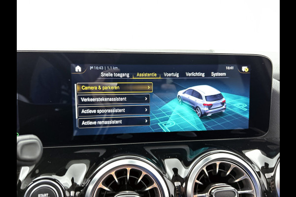 Mercedes-Benz B-Klasse 250 e Premium Plus | AMG-Line Interieur | AMG-Line Exterieur | Achteruitrijcamera | Panorama schuif/kanteldak | Memory Seats | Sfeerver 24 Maanden Mercedes-Benz Certified Garantie