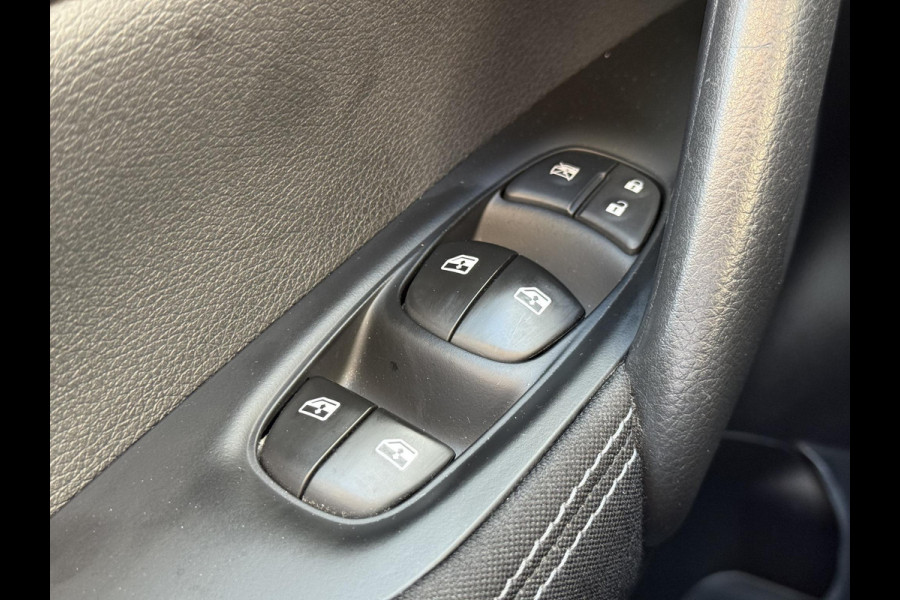Nissan QASHQAI 1.2 N-Connecta 1e Eigenaar|Navi|Pano|Camera|Clima|Cruise|N.A.P|Dealer Onderhouden|Nieuwe APK bij Aflevering