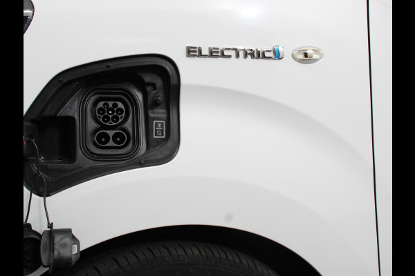 Toyota PROACE Electric Verso 8p SOH 89% Navigatie Parkeersensoren Cruise Control Stoelverwarming Climate Control LM Velgen