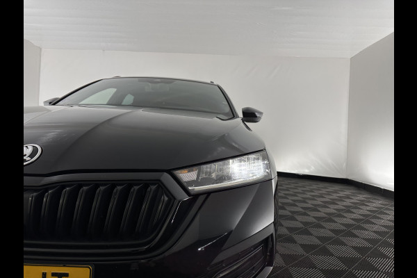 Škoda Octavia Combi 1.0 TSI Sport Business (INCL-BTW) *DIGI-COCKPIT | SPORTSEATS | NAVI-FULLMAP | PRIVACYGLASS | KEYLESS | DAB | ECC | PDC | CRUISE | TOWBAR | 17''ALU*