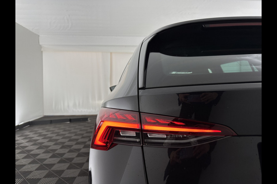 Škoda Octavia Combi 1.0 TSI Sport Business (INCL-BTW) *DIGI-COCKPIT | SPORTSEATS | NAVI-FULLMAP | PRIVACYGLASS | KEYLESS | DAB | ECC | PDC | CRUISE | TOWBAR | 17''ALU*