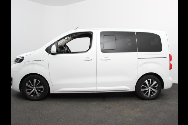 Toyota PROACE Electric Verso 8p SOH 89% Navigatie Parkeersensoren Cruise Control Stoelverwarming Climate Control LM Velgen