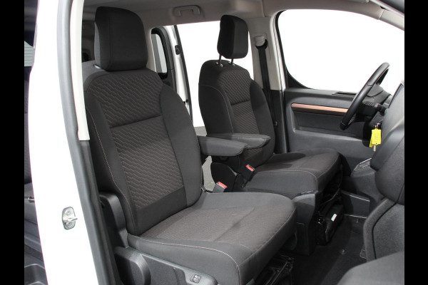 Toyota PROACE Electric Verso 8p SOH 89% Navigatie Parkeersensoren Cruise Control Stoelverwarming Climate Control LM Velgen