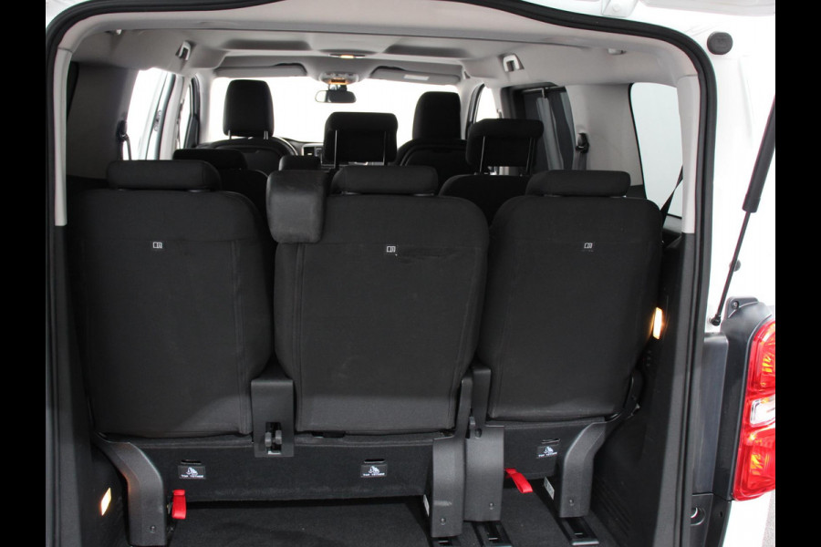 Toyota PROACE Electric Verso 8p SOH 89% Navigatie Parkeersensoren Cruise Control Stoelverwarming Climate Control LM Velgen