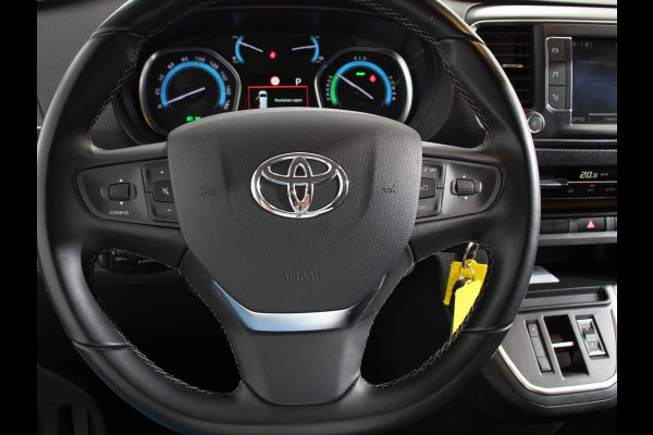 Toyota PROACE Electric Verso 8p SOH 89% Navigatie Parkeersensoren Cruise Control Stoelverwarming Climate Control LM Velgen