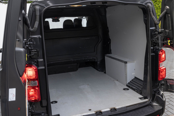 Opel Vivaro 2.0 Diesel 180 S&S L3 Dub. Cabine 18'' LED Massage Leder