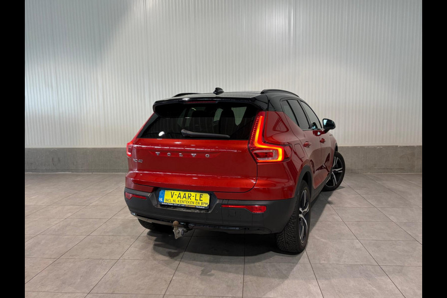 Volvo XC40 T4 Aut. Plug-in Hybrid R-Design ACC Stoelverwarming Trekhaak Parkeercamera 211pk