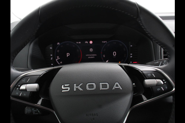 Škoda Karoq 1.5 TSI 150pk Automaat ACT Selection Navigatie Apple Carplay/Android Auto Camera Parkeer sensoren Adaptive Cruise Control Lichtmetalen Velgen Digitale Cockpit