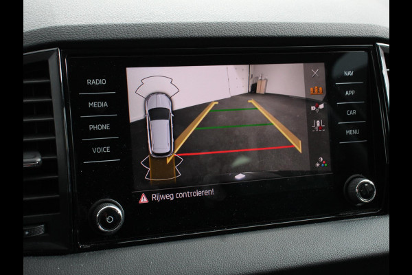 Škoda Karoq 1.5 TSI 150pk Automaat ACT Selection Navigatie Apple Carplay/Android Auto Camera Parkeer sensoren Adaptive Cruise Control Lichtmetalen Velgen Digitale Cockpit