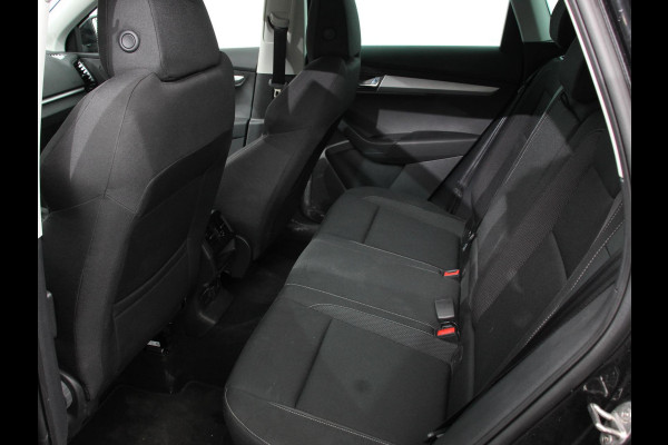 Škoda Karoq 1.5 TSI 150pk Automaat ACT Selection Navigatie Apple Carplay/Android Auto Camera Parkeer sensoren Adaptive Cruise Control Lichtmetalen Velgen Digitale Cockpit