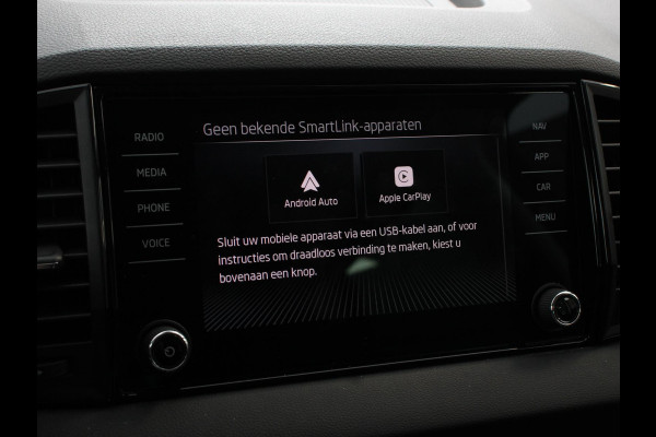 Škoda Karoq 1.5 TSI 150pk Automaat ACT Selection Navigatie Apple Carplay/Android Auto Camera Parkeer sensoren Adaptive Cruise Control Lichtmetalen Velgen Digitale Cockpit