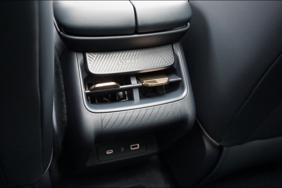 Lynk & Co 08 1.5 More 350PK | 200 KM EL.BEREIK | SUPER LUXE | 1.600 KG TGEWIC