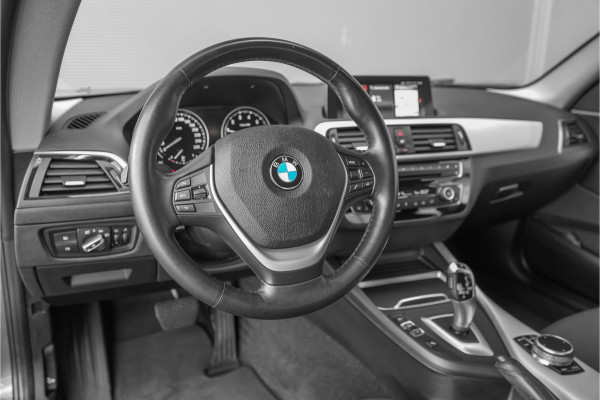 BMW 2 Serie Coupé 218i Executive Edition Camera Parkeerhulp 18"
