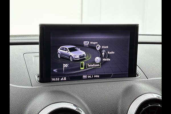 Audi A3 Sportback 1.0 TFSI Sport Lease Edition (NAVIGATIE, LED, SPORSTOELEN, PDC, STUURBEDIENING)