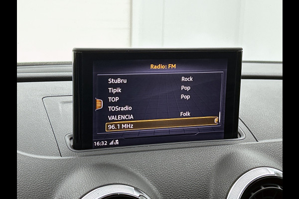 Audi A3 Sportback 1.0 TFSI Sport Lease Edition (NAVIGATIE, LED, SPORSTOELEN, PDC, STUURBEDIENING)