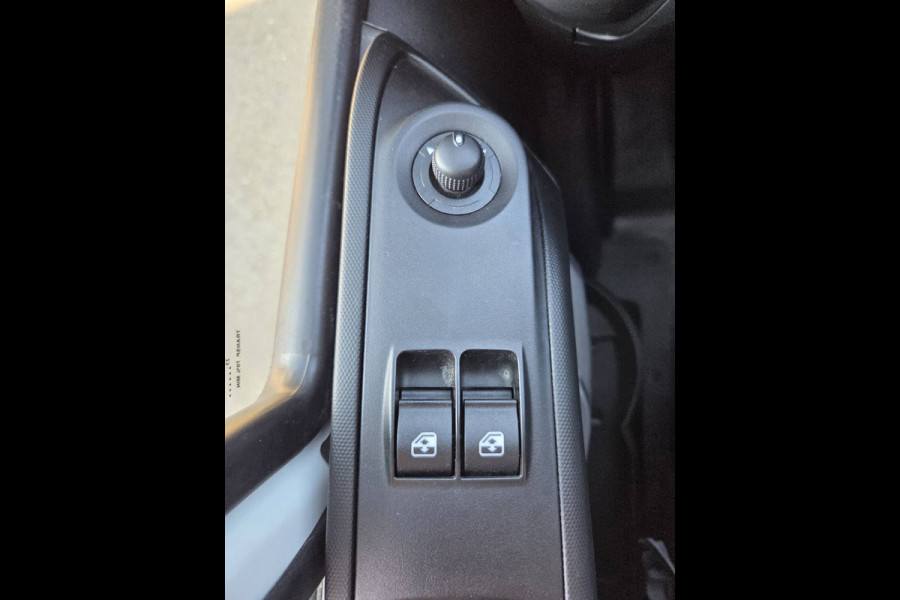 Iveco Daily 35S16 Automaat Open laadbak lengte laadbak 4.86 Airco
