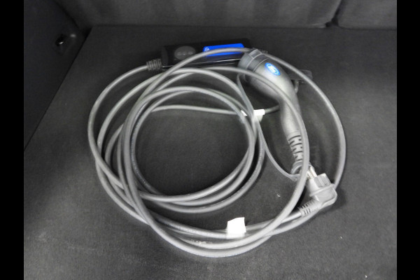 Ford Kuga 2.5 PHEV Plug-In ST-Line NAVI/CAMERA/HEAD-UP/LED/19"LMV!